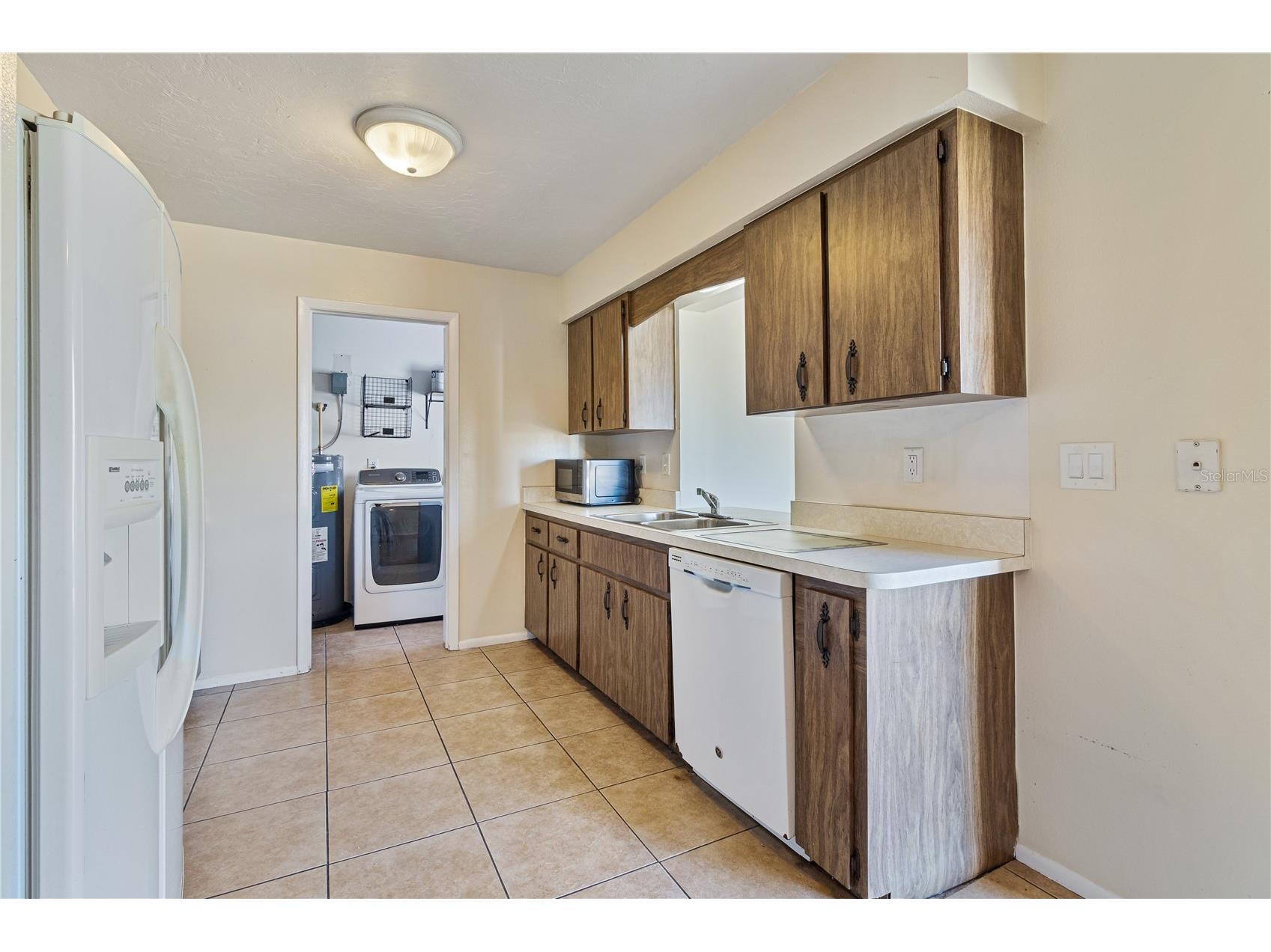 51 Boundary Boulevard #B Rotonda West FL 33947 C7519532 image9