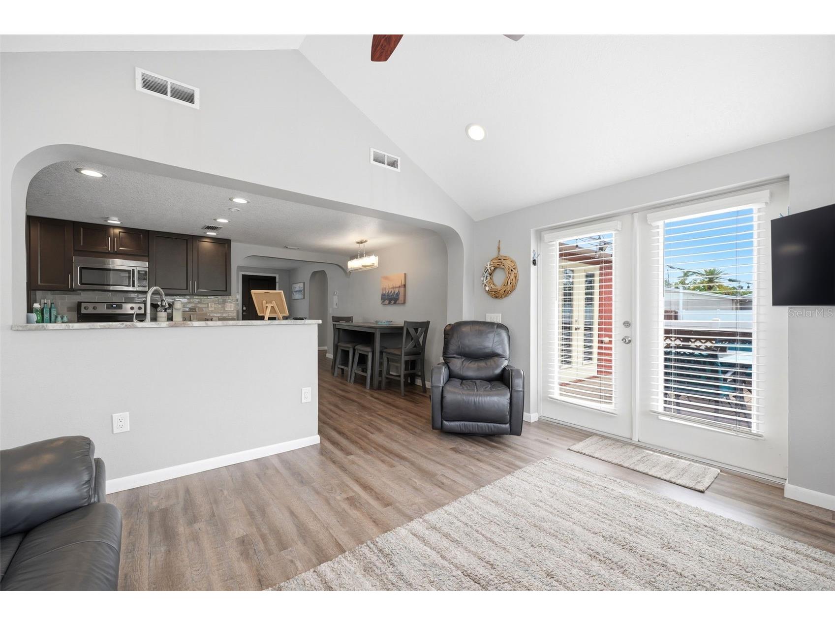 51 Cypress Drive Palm Harbor FL 34684 - LAKE TARPON TB8500235 image19