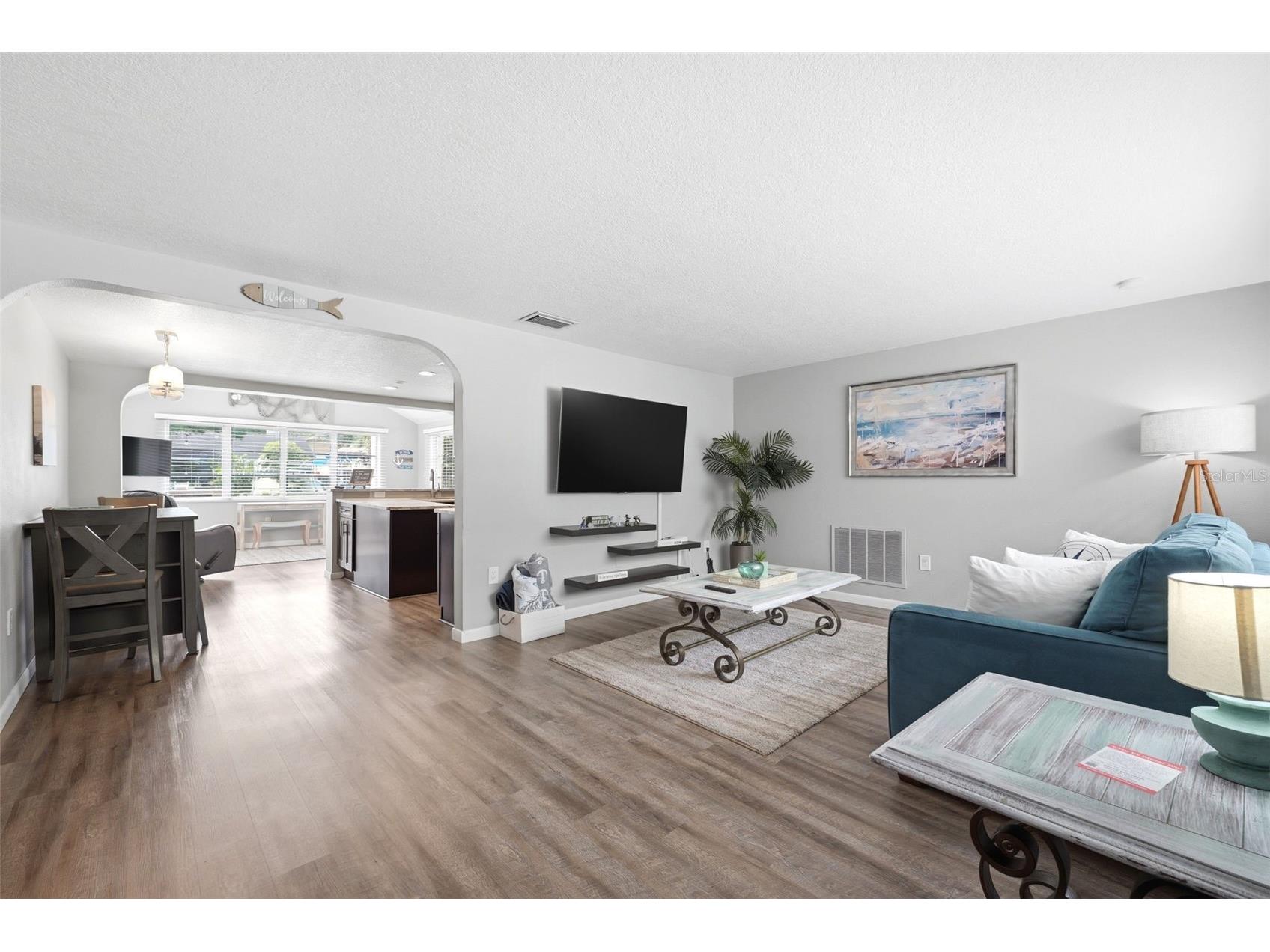 51 Cypress Drive Palm Harbor FL 34684 - LAKE TARPON TB8500235 image5