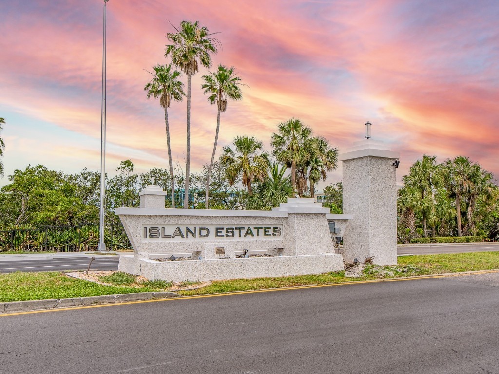 51 Island Way #1001 Clearwater Beach FL 33767 TB8440770 image2