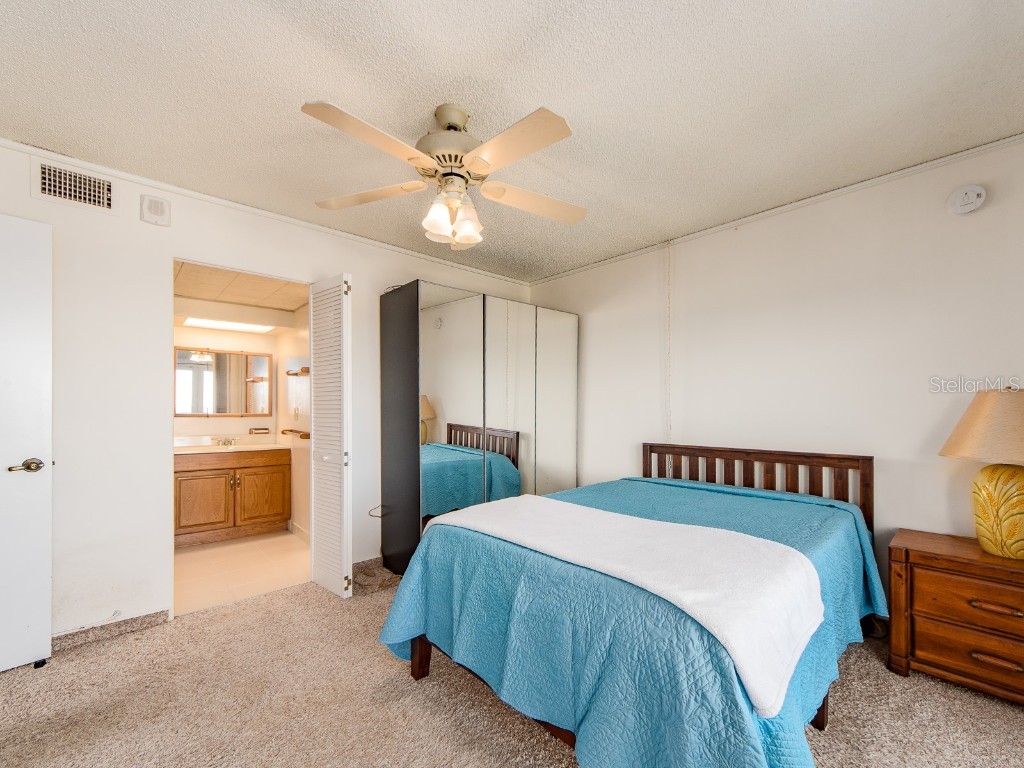 51 Island Way #1001 Clearwater Beach FL 33767 TB8440770 image23