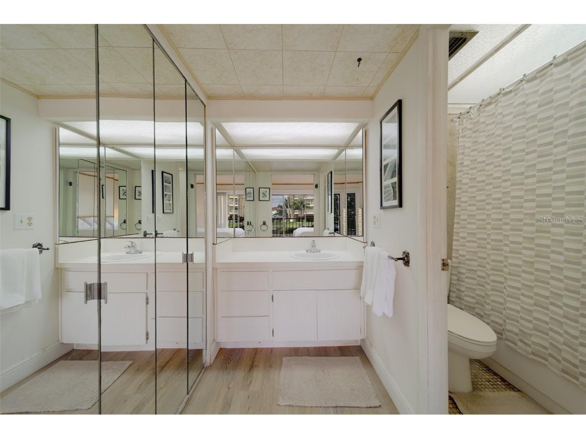 51 Island Way #101 Clearwater Beach FL 33767 TB8435521 image33