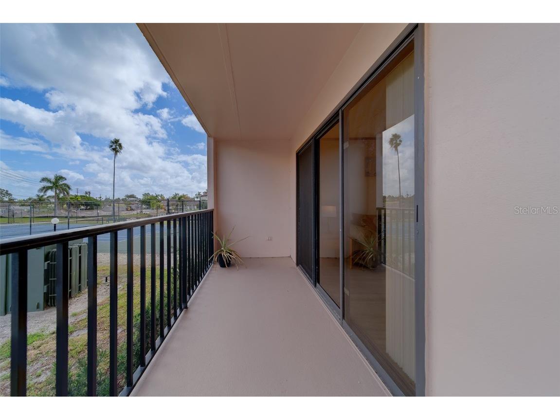 51 Island Way #101 Clearwater Beach FL 33767 TB8435521 image40