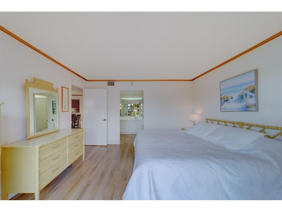 51 Island Way #101 Clearwater Beach FL 33767 TB8435521 image42