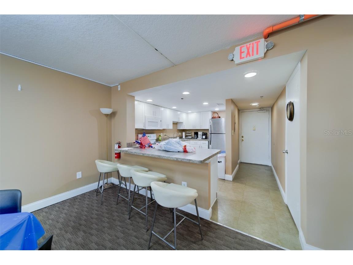 51 Island Way #101 Clearwater Beach FL 33767 TB8435521 image69