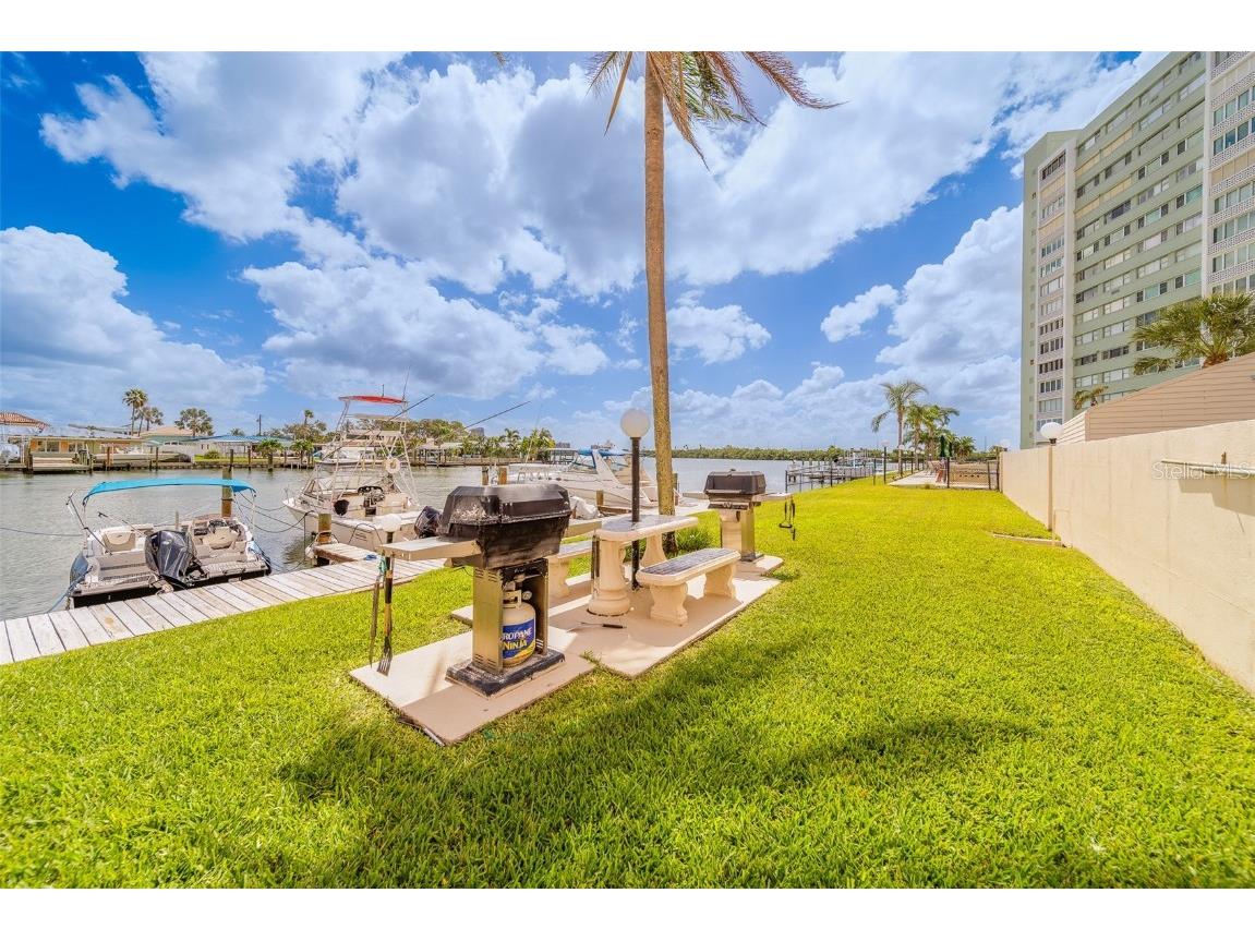 51 Island Way #101 Clearwater Beach FL 33767 TB8435521 image76