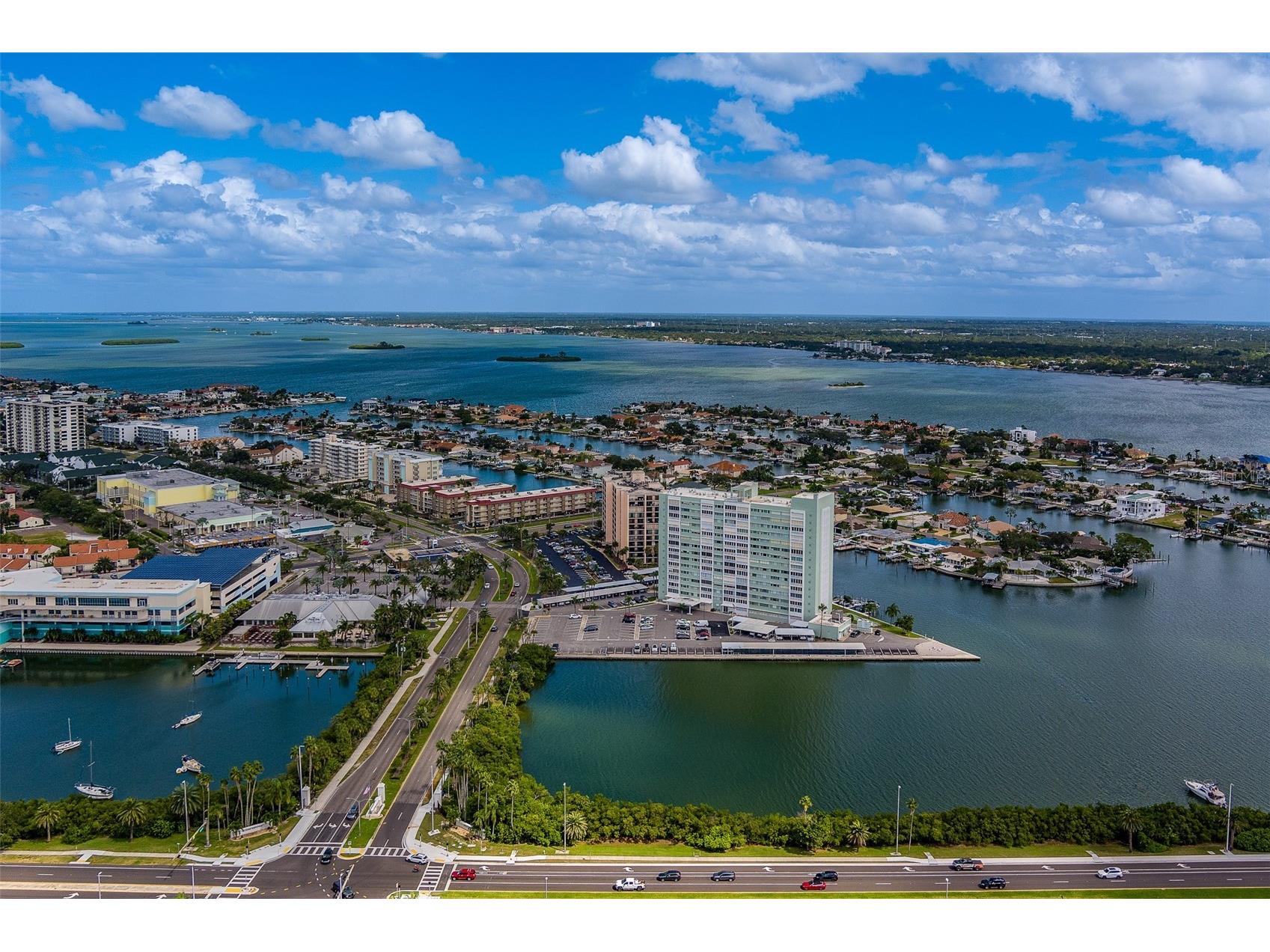 51 Island Way #101 Clearwater Beach FL 33767 TB8496231 image20