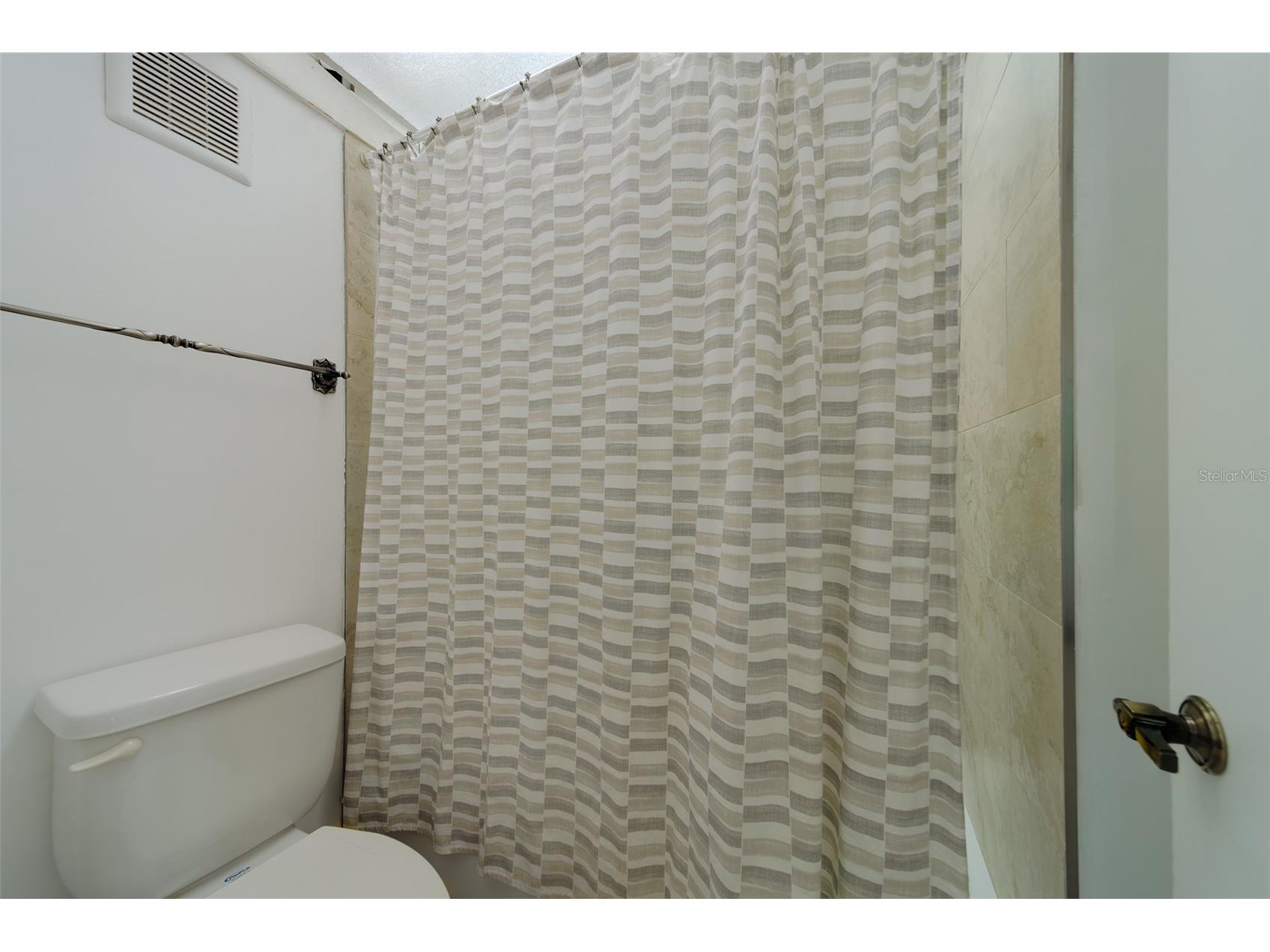 51 Island Way #101 Clearwater Beach FL 33767 TB8496231 image32