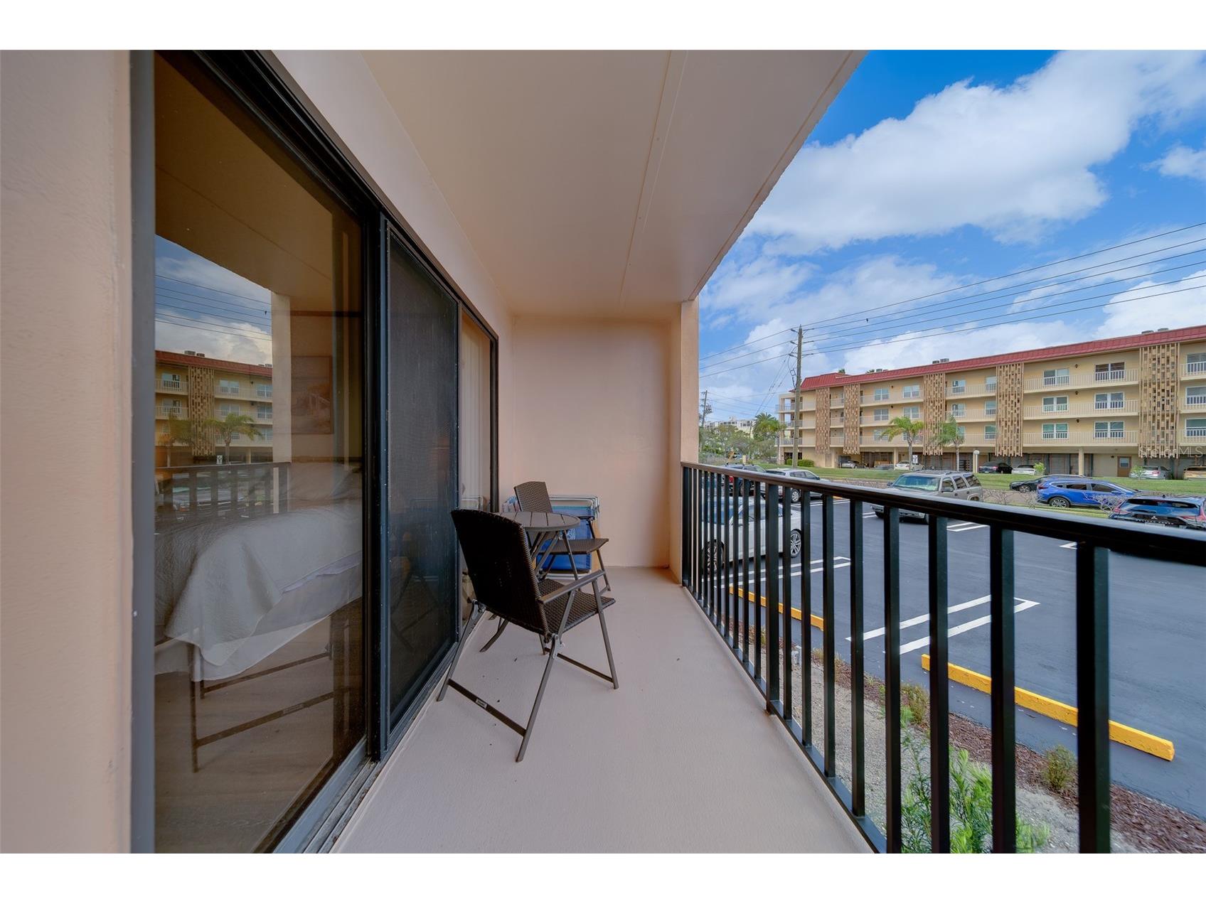 51 Island Way #101 Clearwater Beach FL 33767 TB8496231 image39