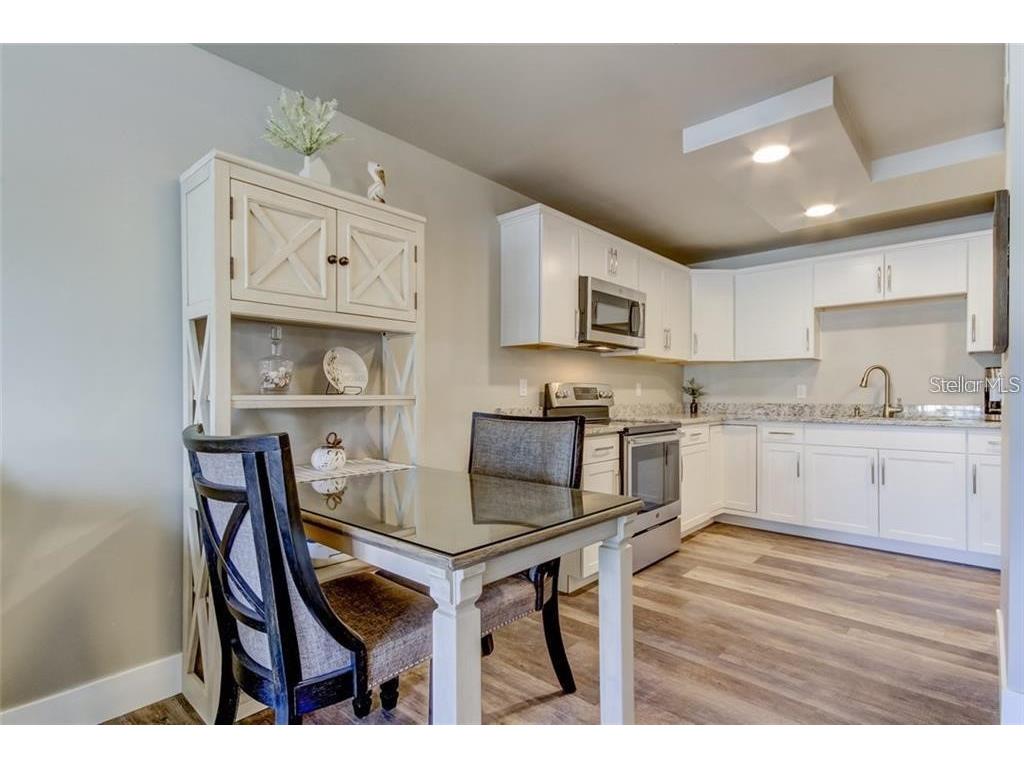 51 Island Way #103 Clearwater Beach FL 33767 - INTRACOASTAL WATERWAY U8212784 image10