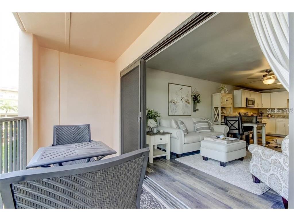 51 Island Way #103 Clearwater Beach FL 33767 - INTRACOASTAL WATERWAY U8212784 image24