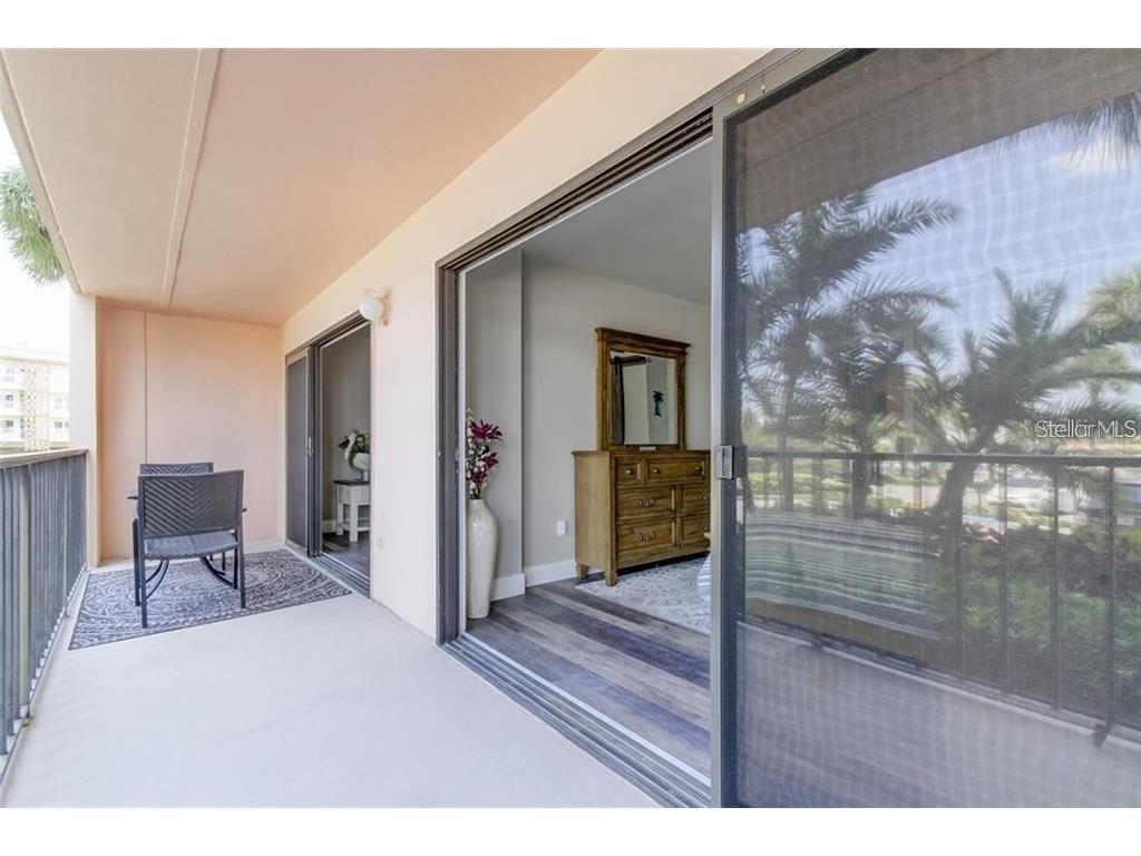 51 Island Way #103 Clearwater Beach FL 33767 - INTRACOASTAL WATERWAY U8212784 image25
