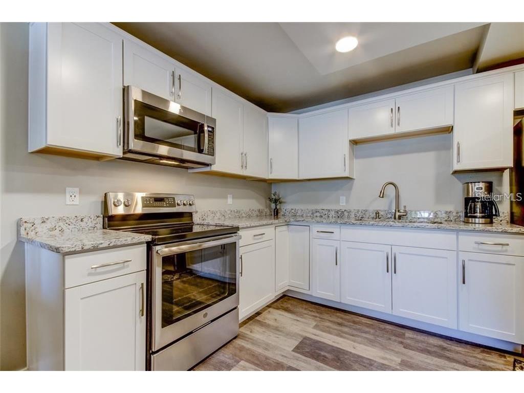 51 Island Way #103 Clearwater Beach FL 33767 - INTRACOASTAL WATERWAY U8212784 image5