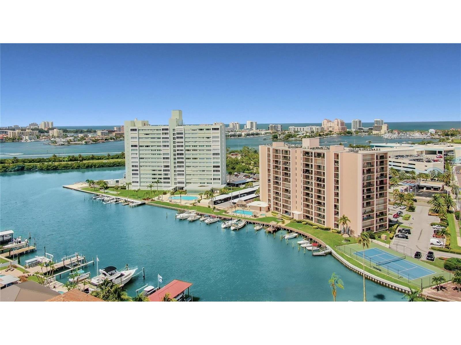 51 Island Way #104 Clearwater Beach FL 33767 - INTRACOASTAL WATERWAY TB8515523 image1