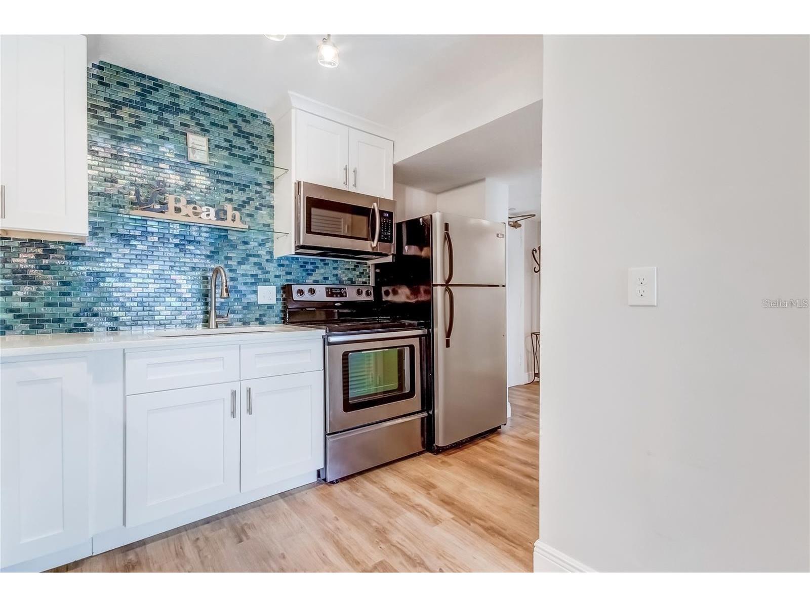 51 Island Way #104 Clearwater Beach FL 33767 - INTRACOASTAL WATERWAY TB8515523 image13