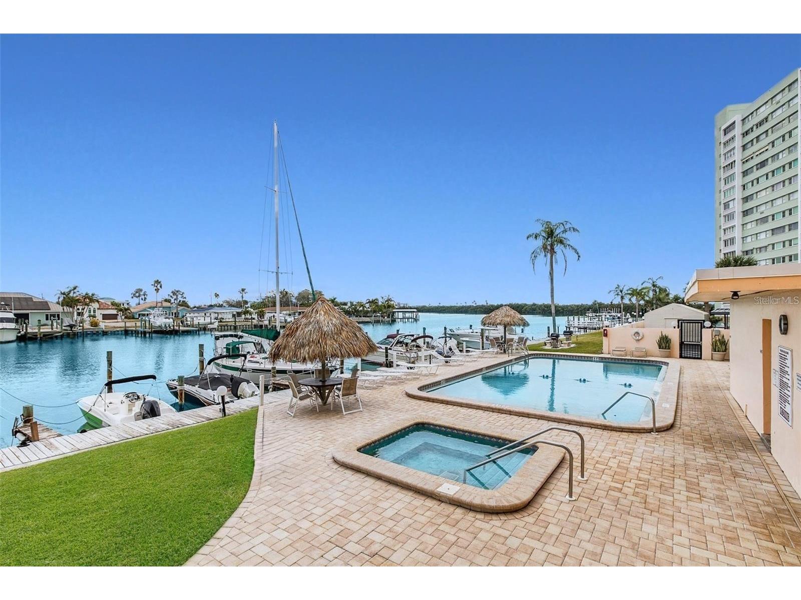 51 Island Way #104 Clearwater Beach FL 33767 - INTRACOASTAL WATERWAY TB8515523 image42
