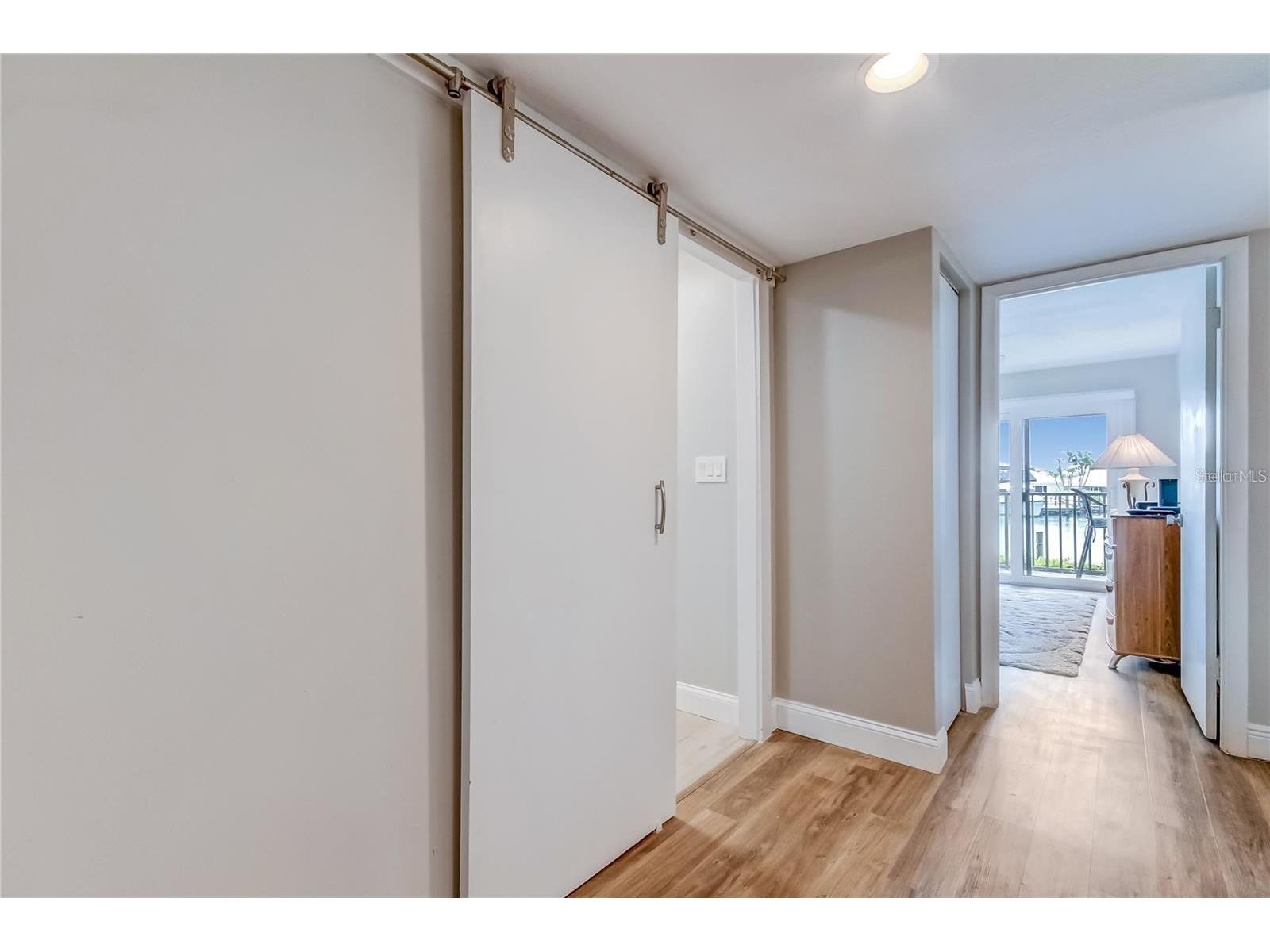 51 Island Way #104 Clearwater Beach FL 33767 - INTRACOASTAL WATERWAY TB8515523 image7