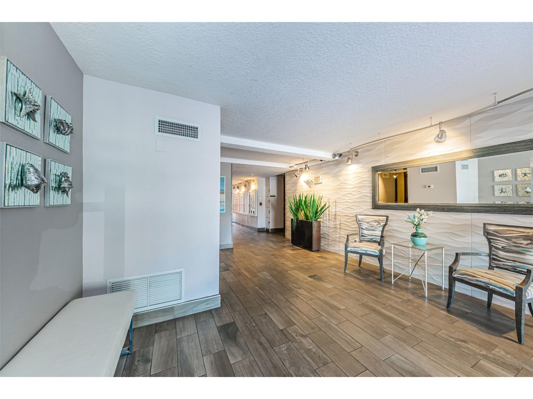 51 Island Way #306 Clearwater Beach FL 33767 - INTRACOASTAL WATERWAY TB8508132 image12