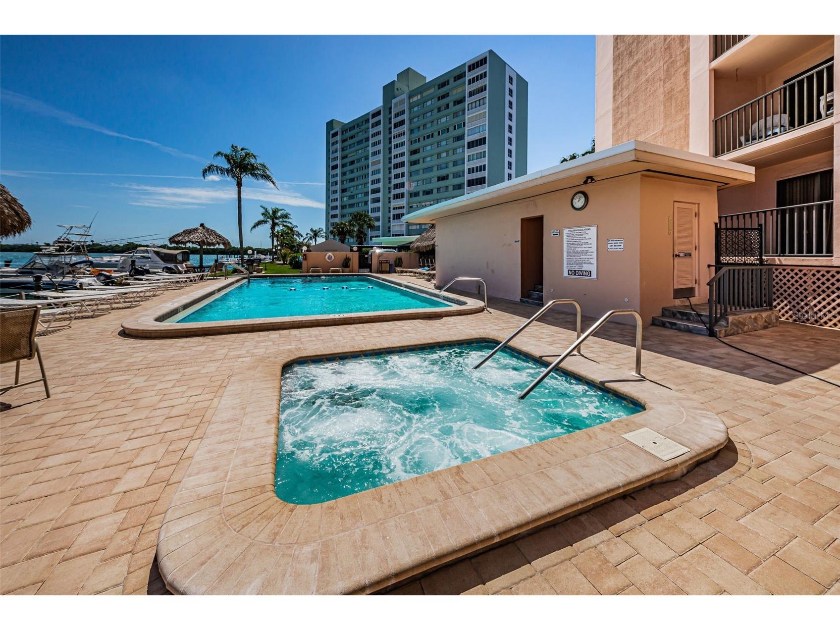 51 Island Way #306 Clearwater Beach FL 33767 - INTRACOASTAL WATERWAY TB8508132 image15
