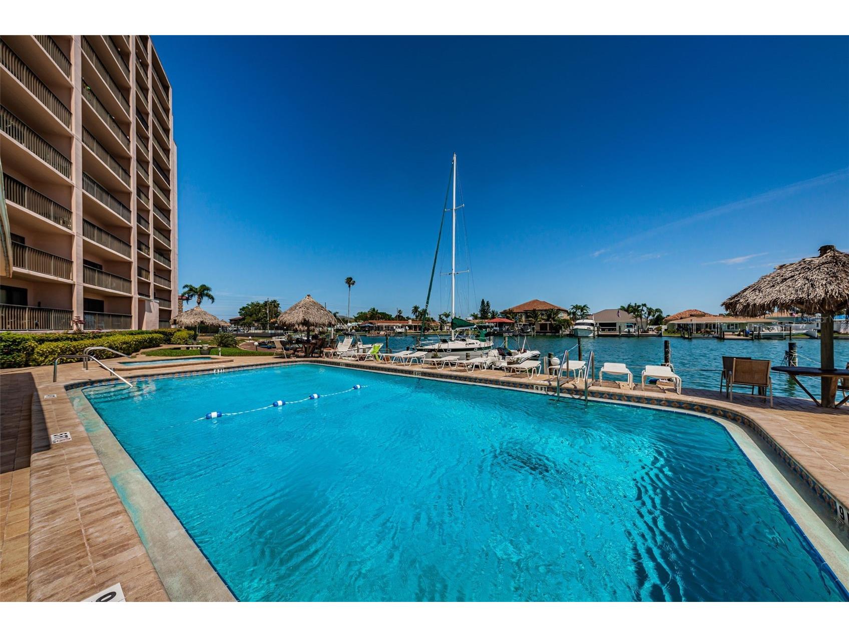 51 Island Way #306 Clearwater Beach FL 33767 - INTRACOASTAL WATERWAY TB8508132 image16