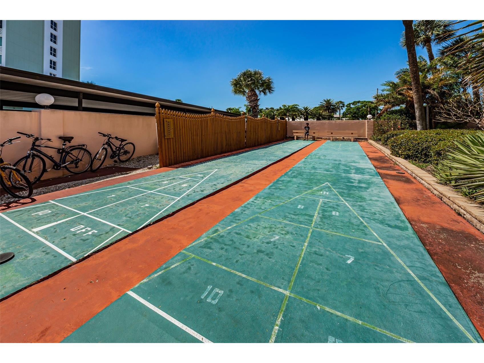 51 Island Way #306 Clearwater Beach FL 33767 - INTRACOASTAL WATERWAY TB8508132 image25