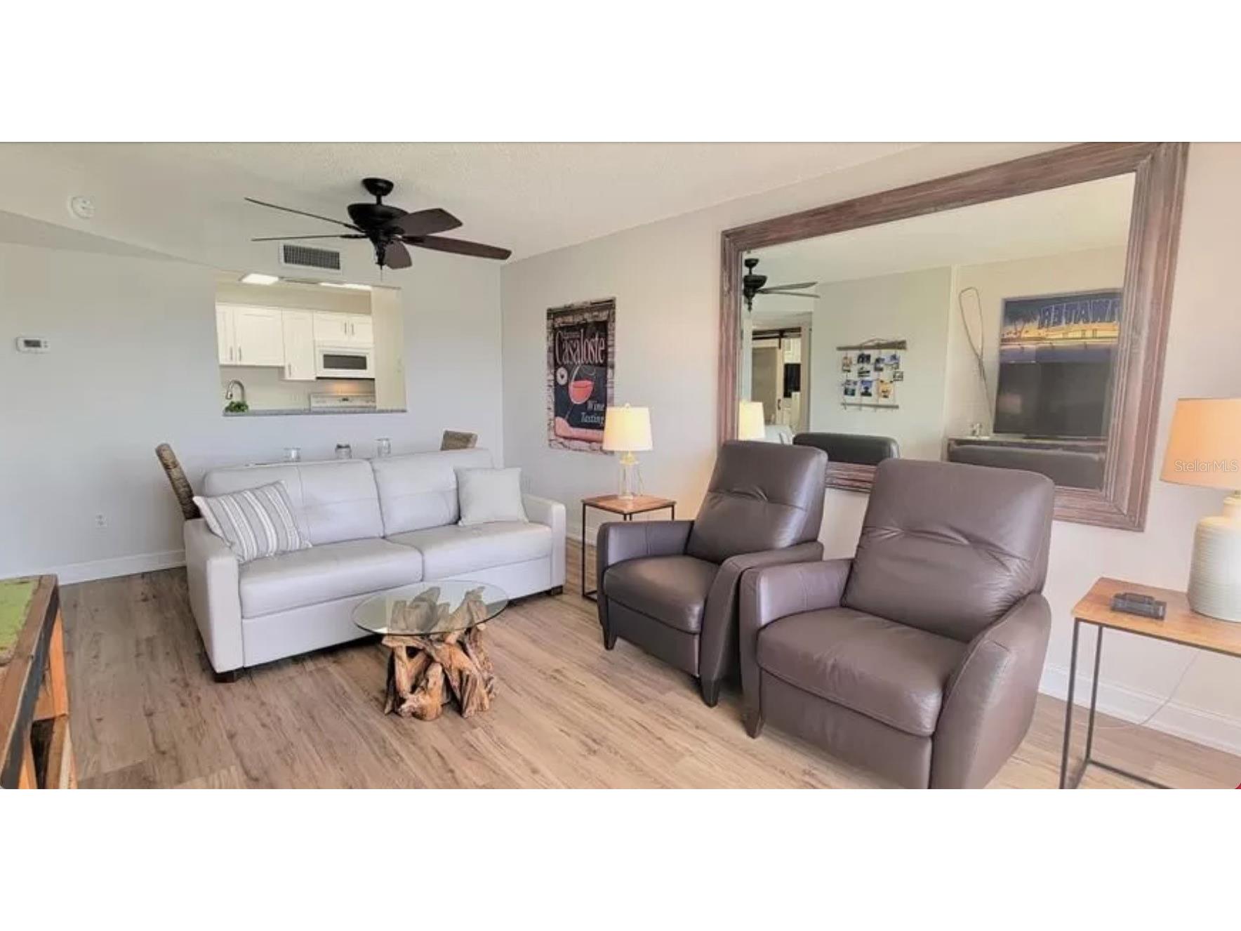 51 Island Way #306 Clearwater Beach FL 33767 - INTRACOASTAL WATERWAY TB8508132 image6