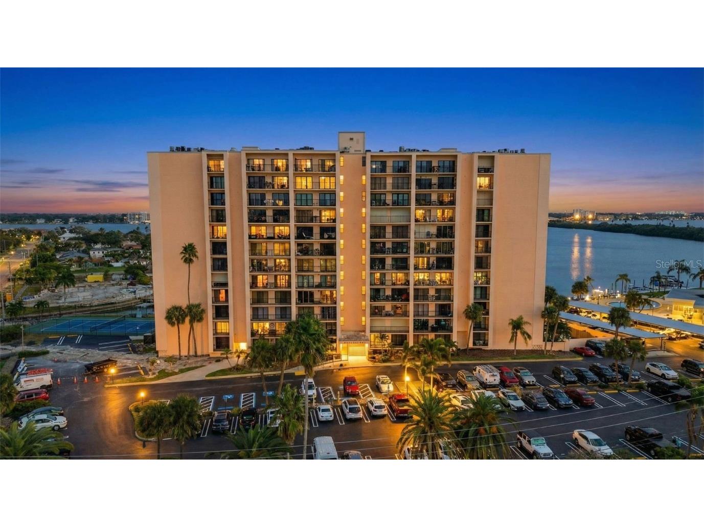 51 Island Way #311 Clearwater Beach FL 33767 TB8456034 image1