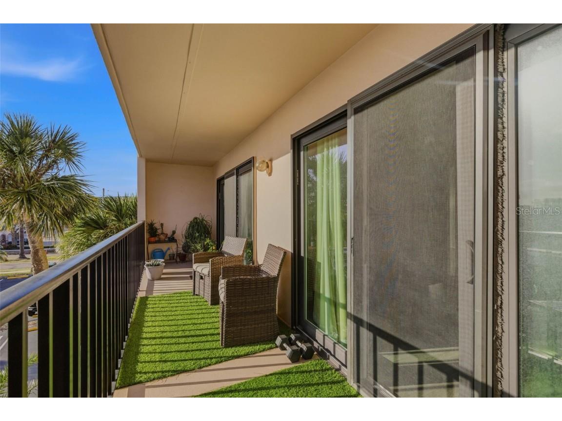 51 Island Way #311 Clearwater Beach FL 33767 TB8456034 image15