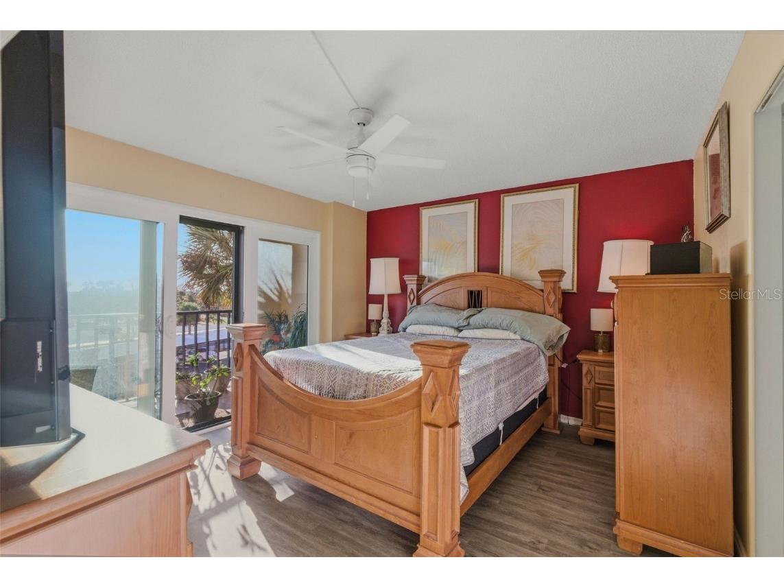 51 Island Way #311 Clearwater Beach FL 33767 TB8456034 image22