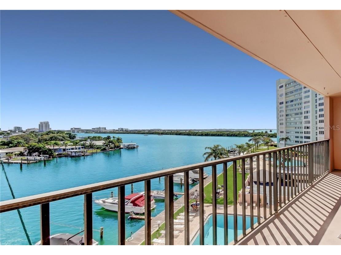 51 Island Way #408 Clearwater Beach FL 33767 - INTRACOASTAL WATERWAY U8210102 image1