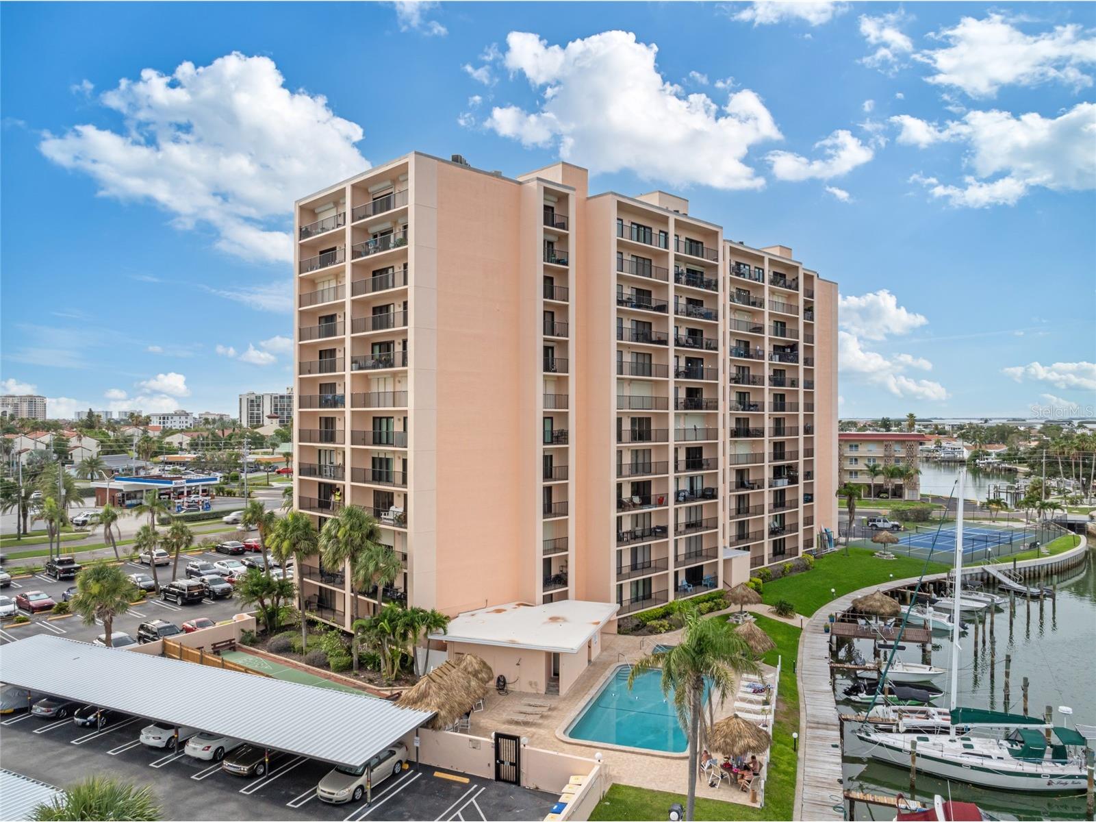 51 Island Way #411 Clearwater Beach FL 33767 TB8511927 image3