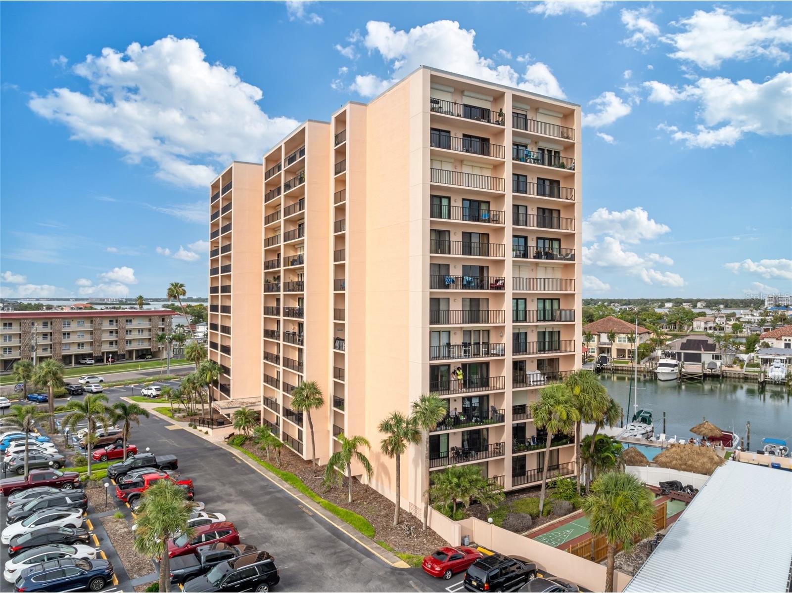 51 Island Way #411 Clearwater Beach FL 33767 TB8511927 image5