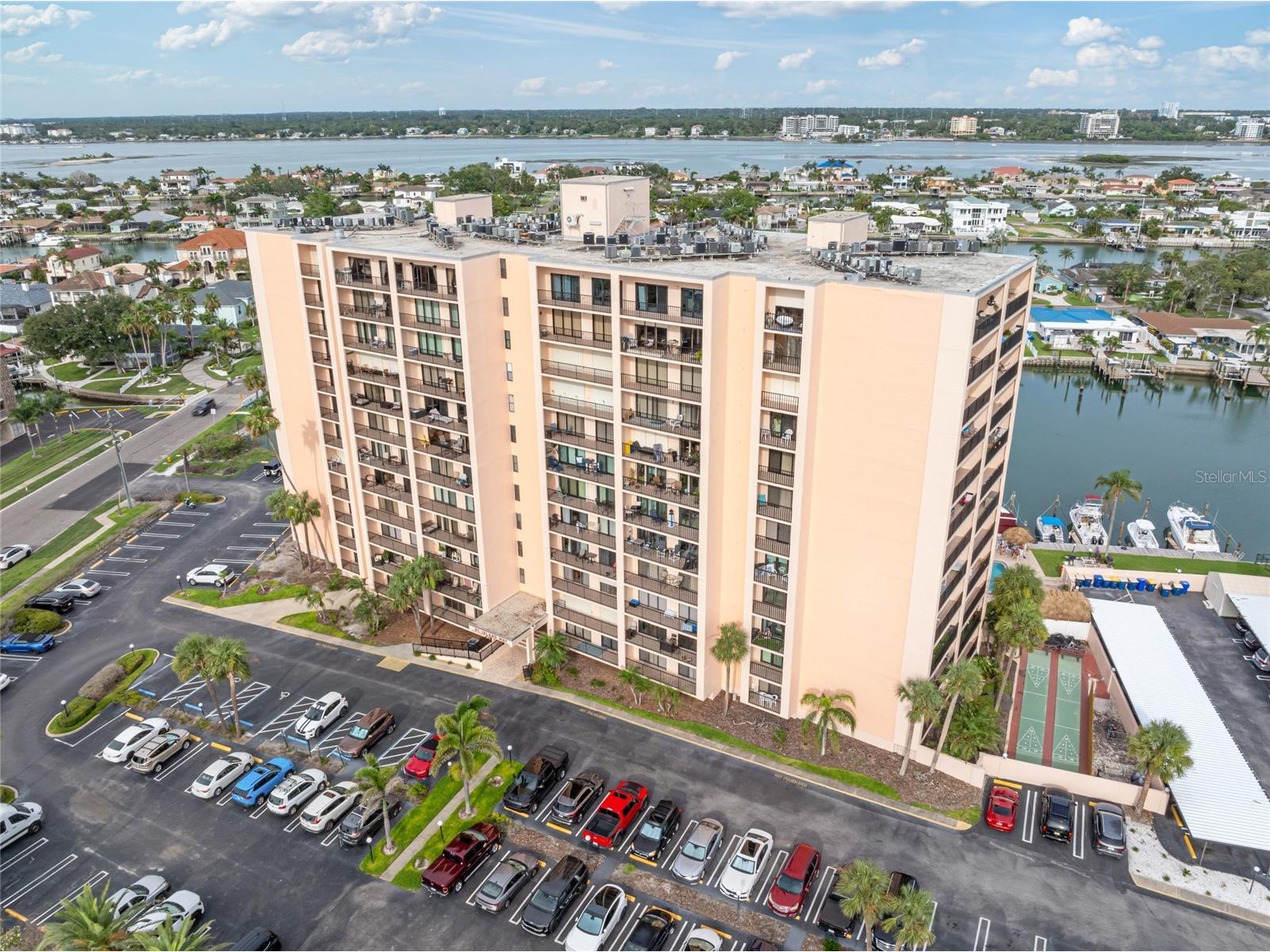 51 Island Way #411 Clearwater Beach FL 33767 TB8511927 image6