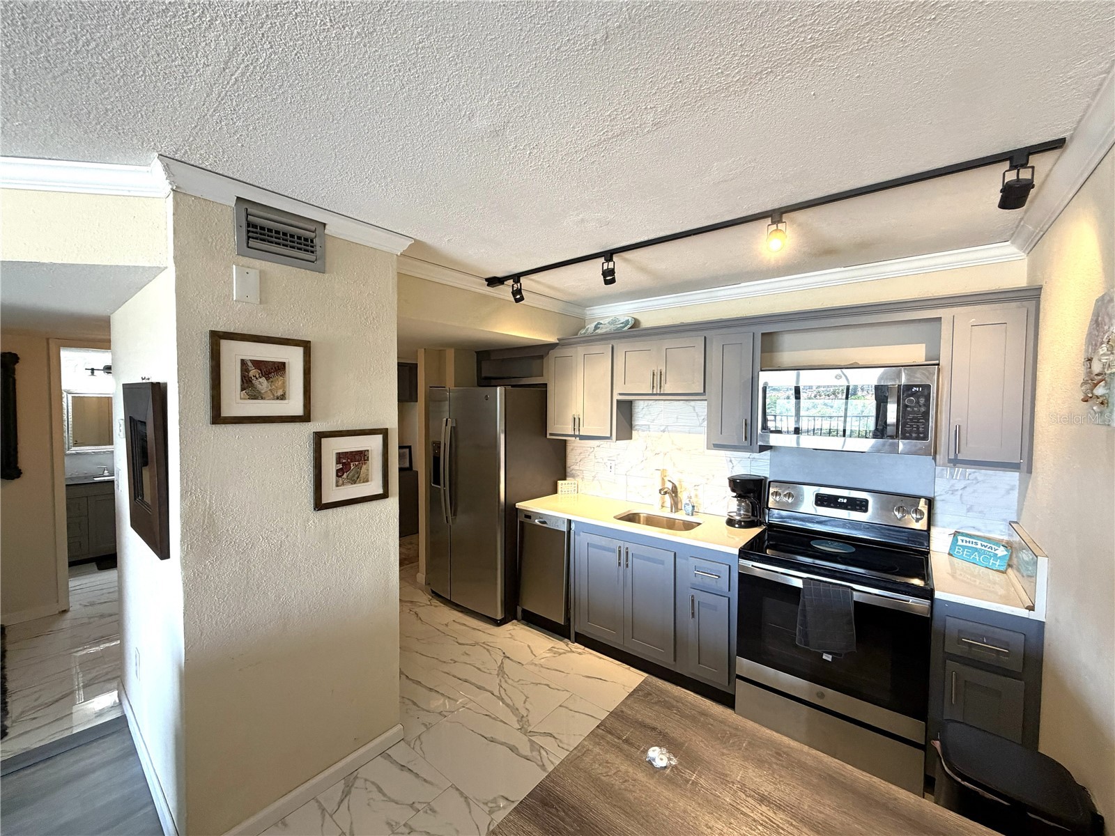 51 Island Way #705 Clearwater Beach FL 33767 - INTRACOASTAL WATERWAY TB8524996 image5