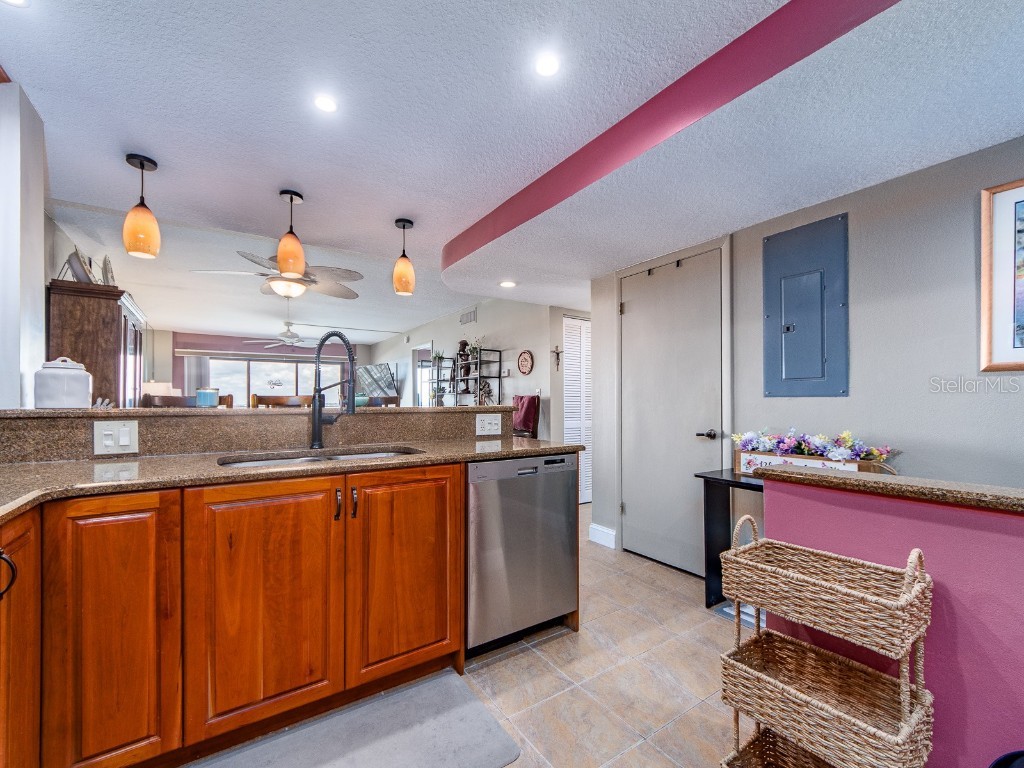 51 Island Way #800 Clearwater Beach FL 33767 TB8397348 image9