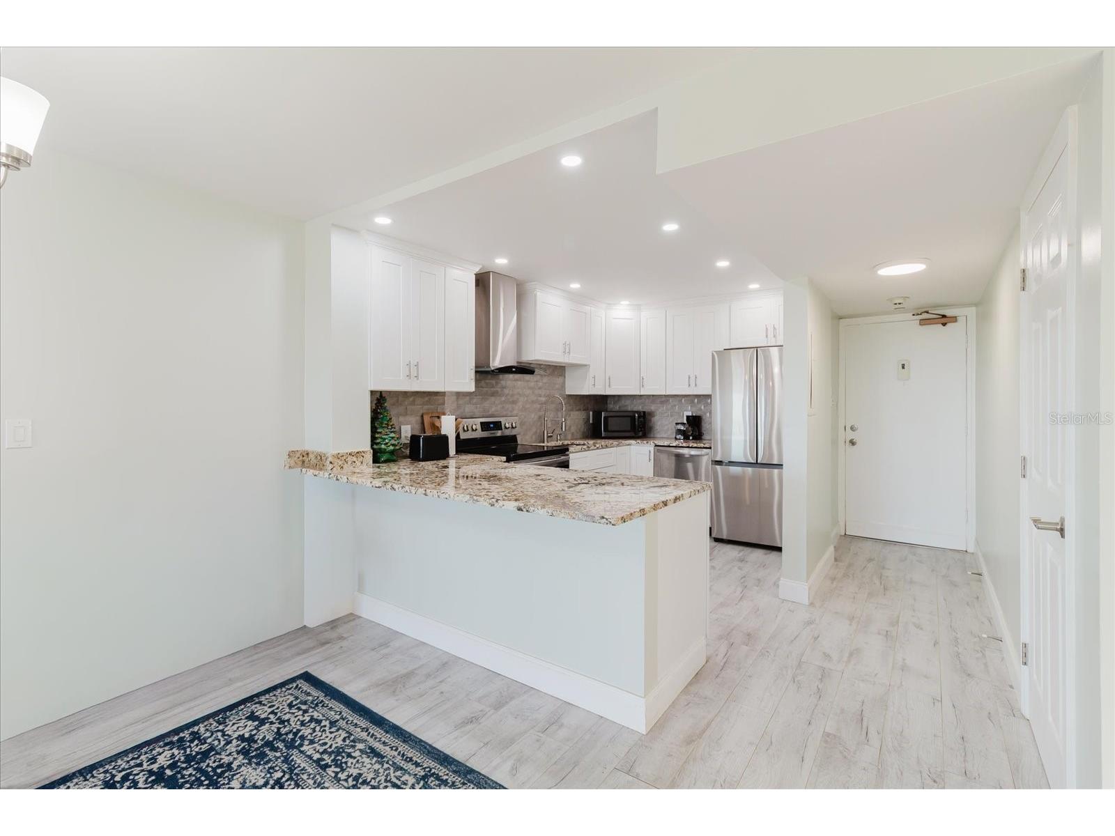 51 Island Way #801 Clearwater Beach FL 33767 TB8496711 image10