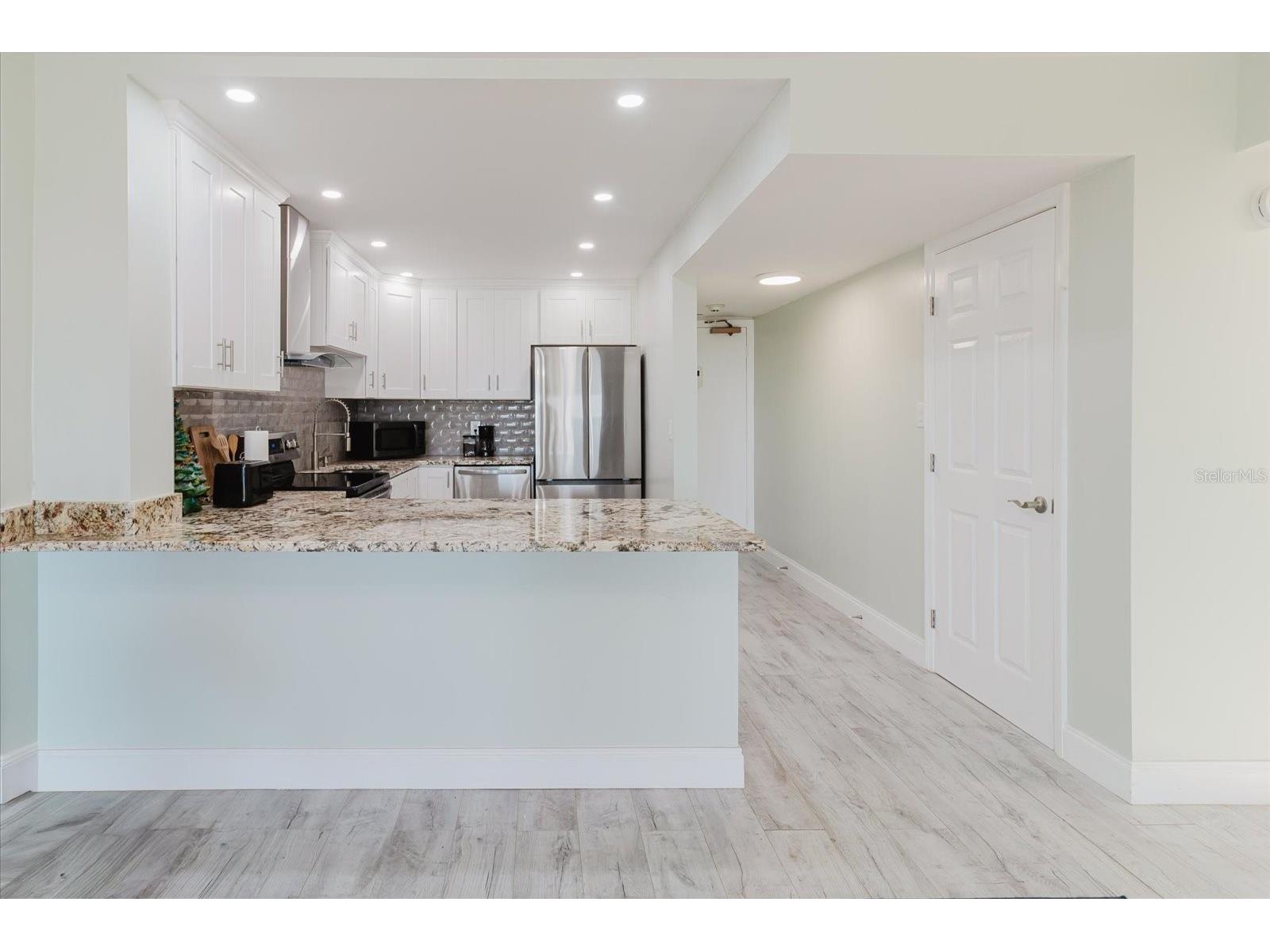 51 Island Way #801 Clearwater Beach FL 33767 TB8496711 image11
