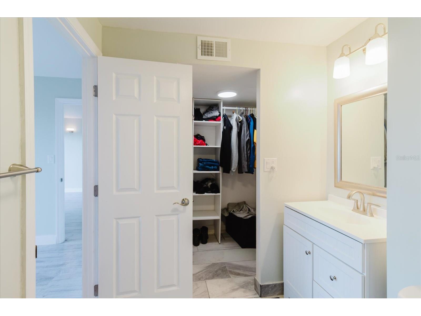51 Island Way #801 Clearwater Beach FL 33767 TB8496711 image34