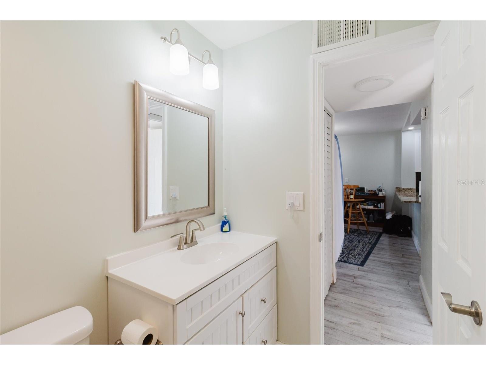 51 Island Way #801 Clearwater Beach FL 33767 TB8496711 image39