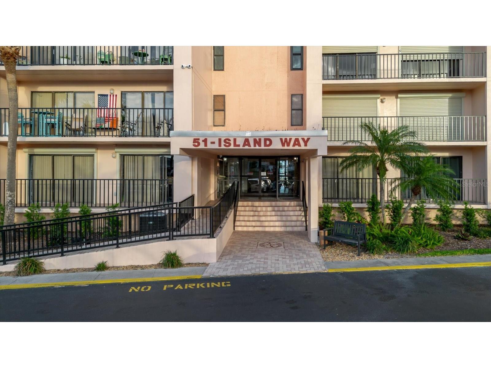 51 Island Way #801 Clearwater Beach FL 33767 TB8496711 image5