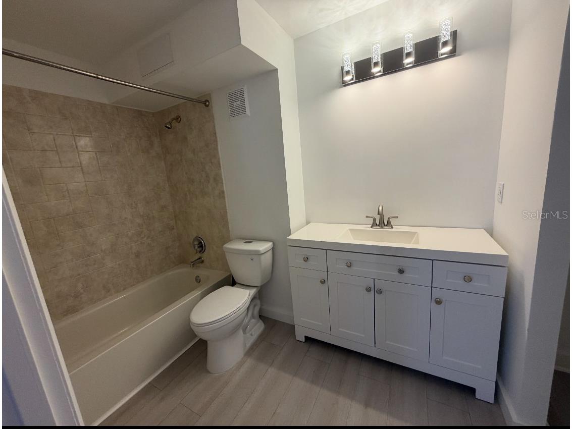 51 Island Way #807 Clearwater Beach FL 33767 - GULF OF AMERICA TB8513199 image7