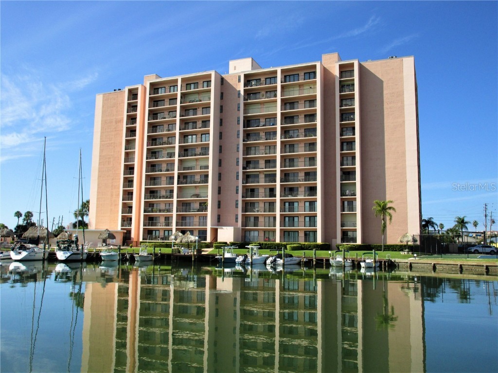 51 Island Way #909 Clearwater FL 33767 - CLEARWATER HARBOR U8189334 image1