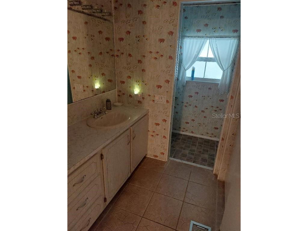 51 Lexington Court #13 Palm Harbor FL 34684 TB8389813 image15