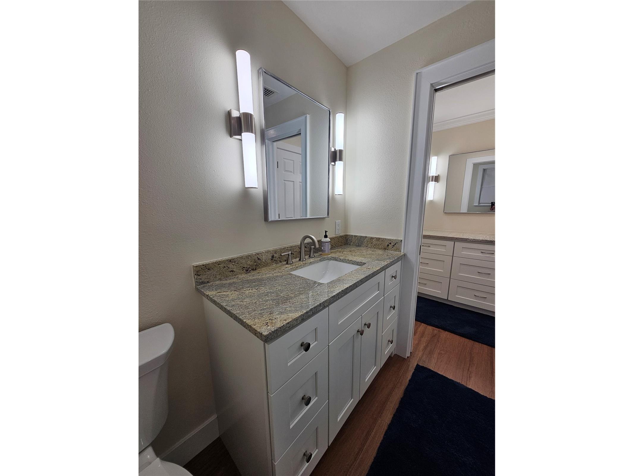 51 Mac Ewen Drive #14 Osprey FL 34229 A4690371 image11