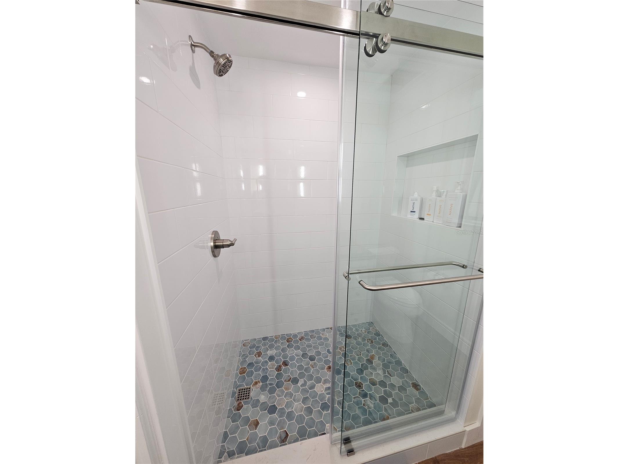 51 Mac Ewen Drive #14 Osprey FL 34229 A4690371 image12