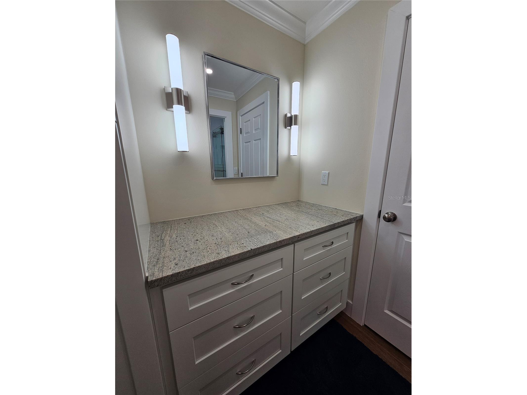 51 Mac Ewen Drive #14 Osprey FL 34229 A4690371 image9