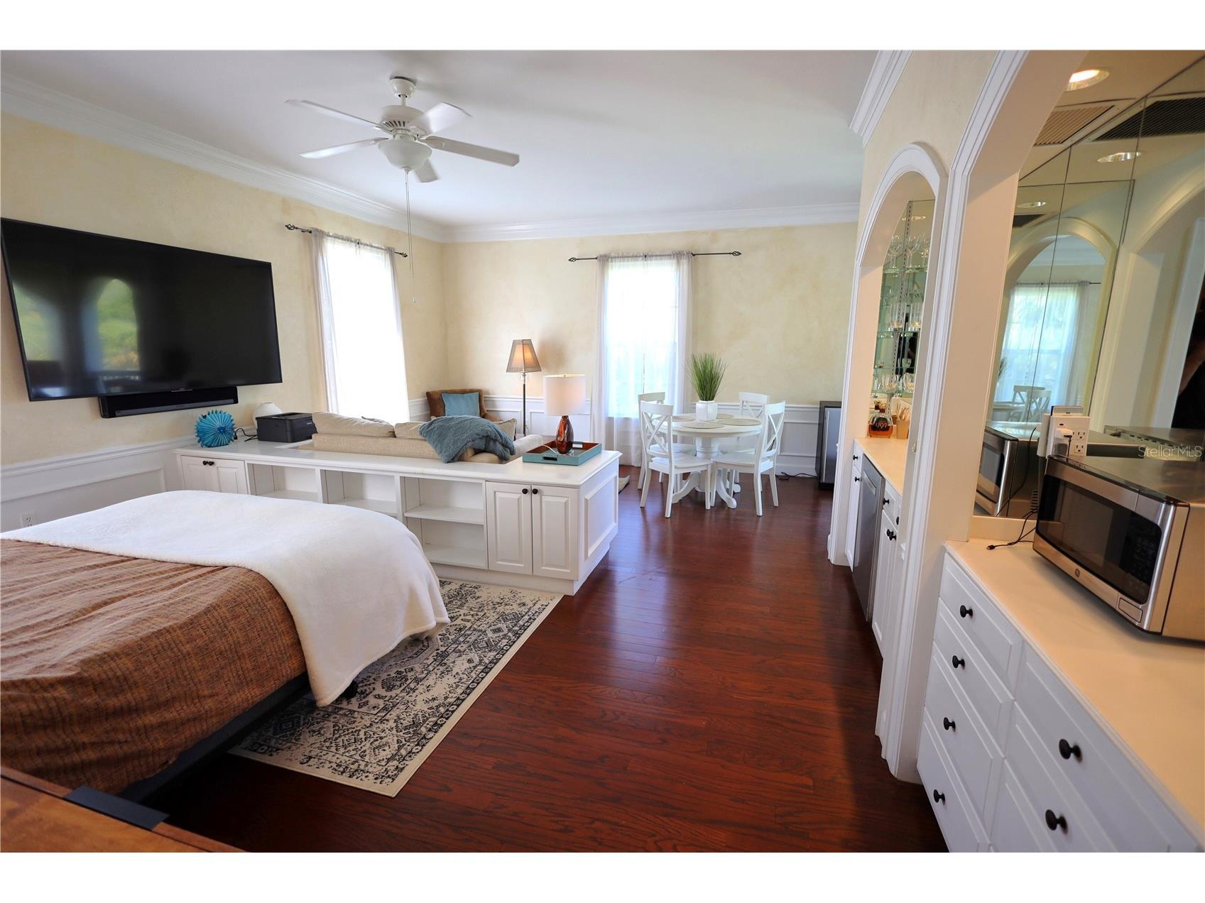 51 Macewen Drive #11 Osprey FL 34229 A4679180 image5