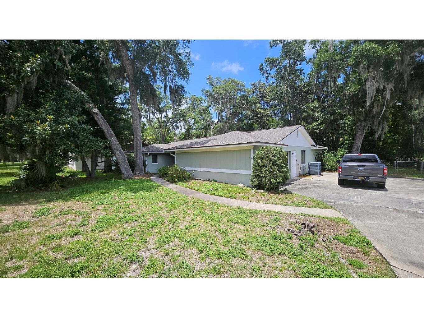 51 N St Andrews Drive Ormond Beach FL 32174 O6218588 image1