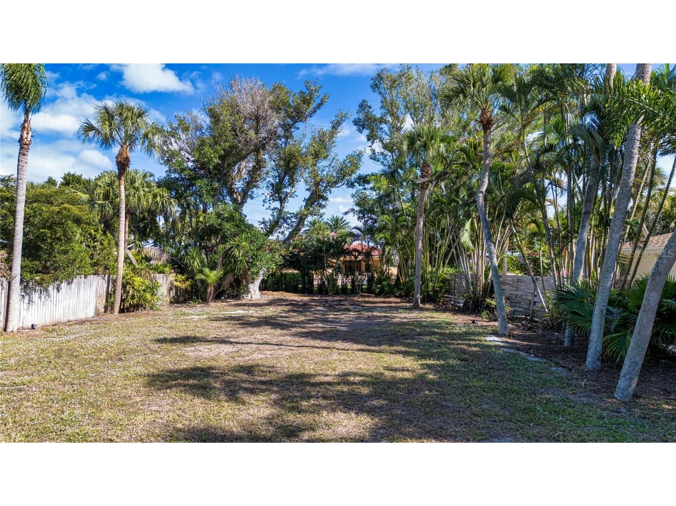 51 S Adams Drive Sarasota FL 34236 A4671523 image10