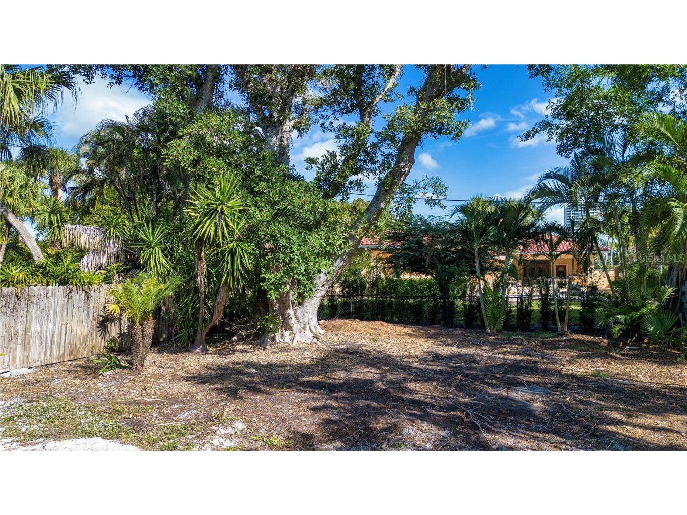 51 S Adams Drive Sarasota FL 34236 A4671523 image11